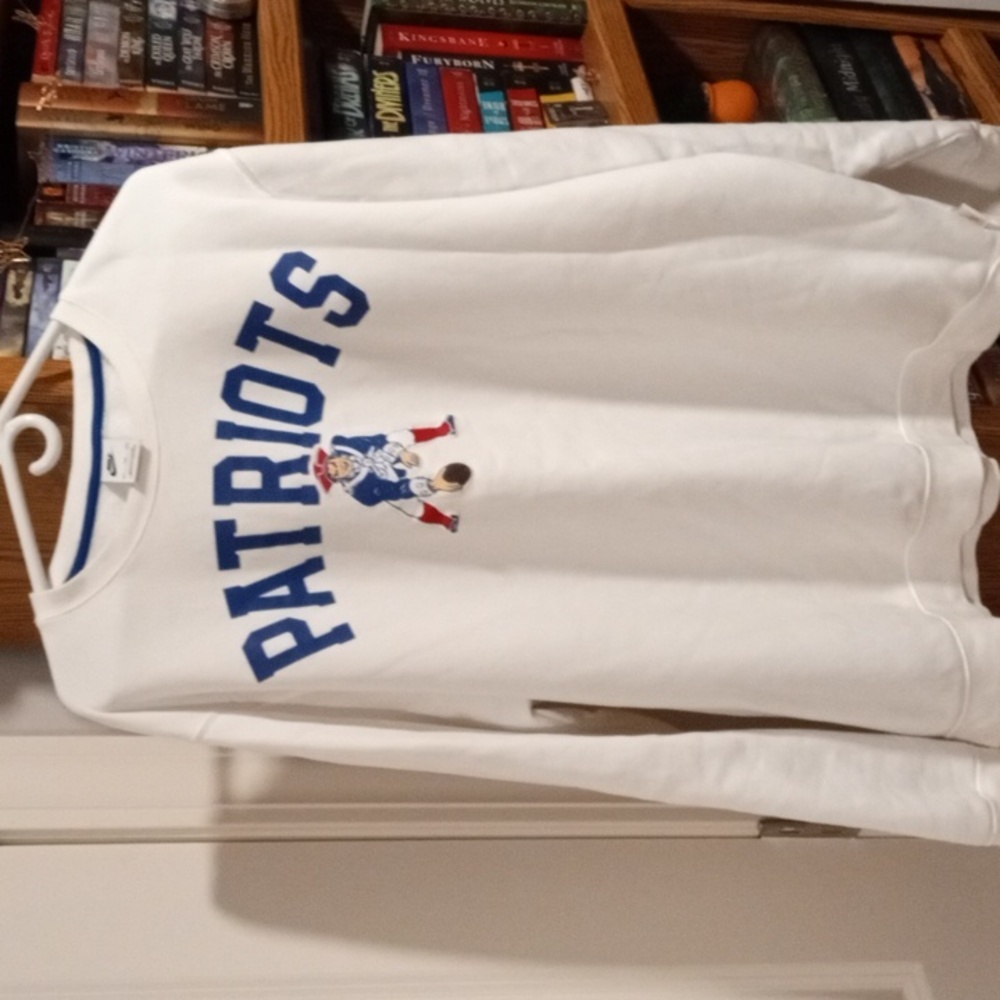 New England Patriots throwback crewneck